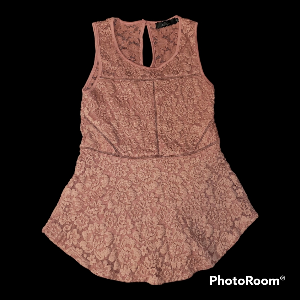 BKE pink sleeveless lace and mesh top